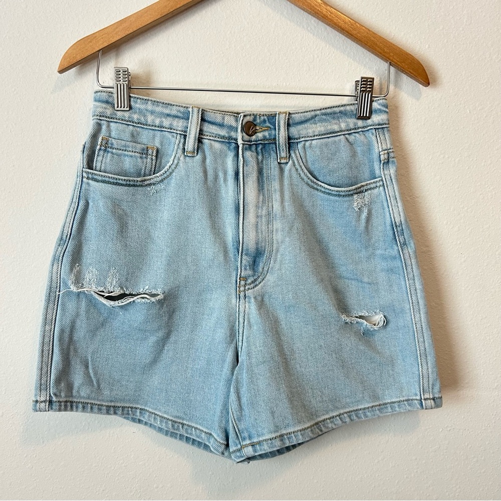 KanCan Size 25 Women Light Wash Mom Fit High Rise Denim Distressed Jeans